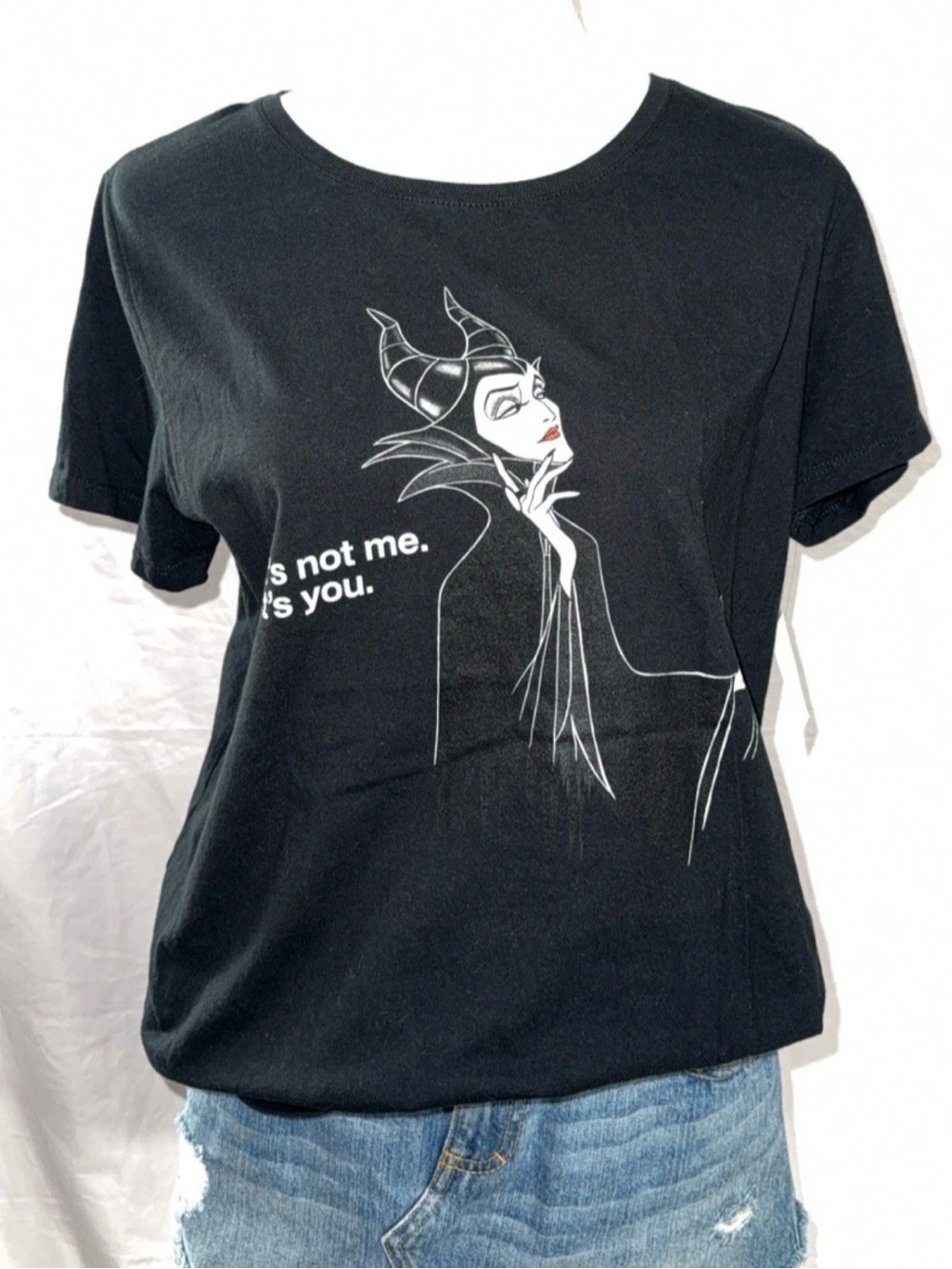Disney Women's Black Maleficent Graphic Tee with White Illustration and Red Lip